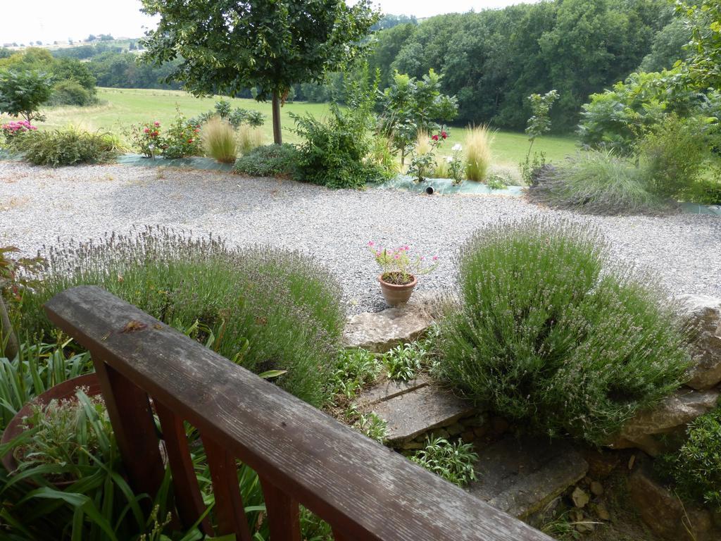 La Bergerie Bed & Breakfast Pollionnay Exterior photo